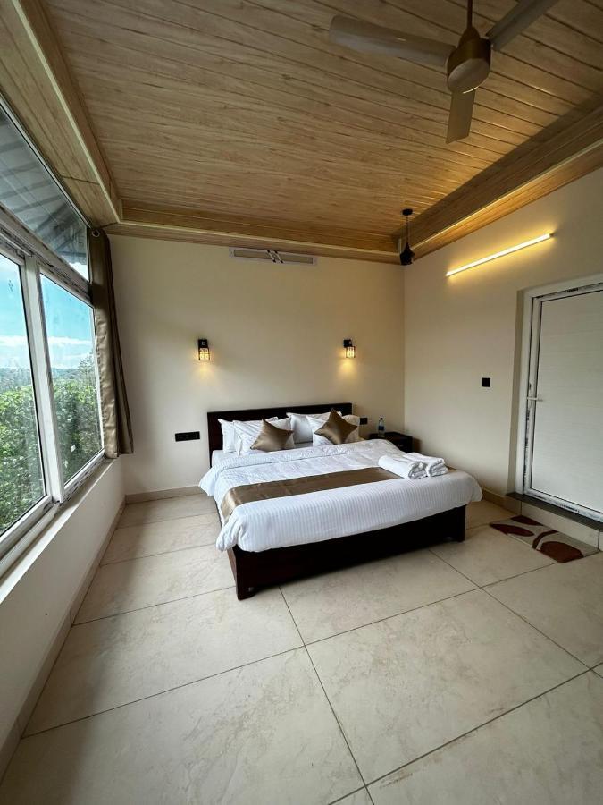 Wild Elephant Resort Kallar Vattiyar Eksteriør billede