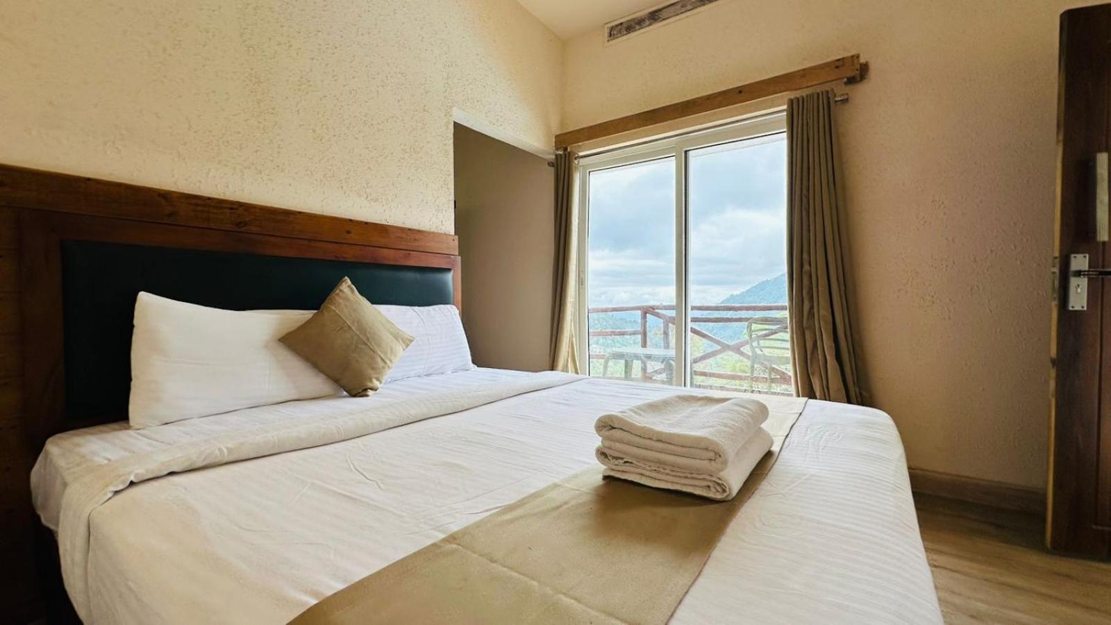 Wild Elephant Resort Kallar Vattiyar Eksteriør billede