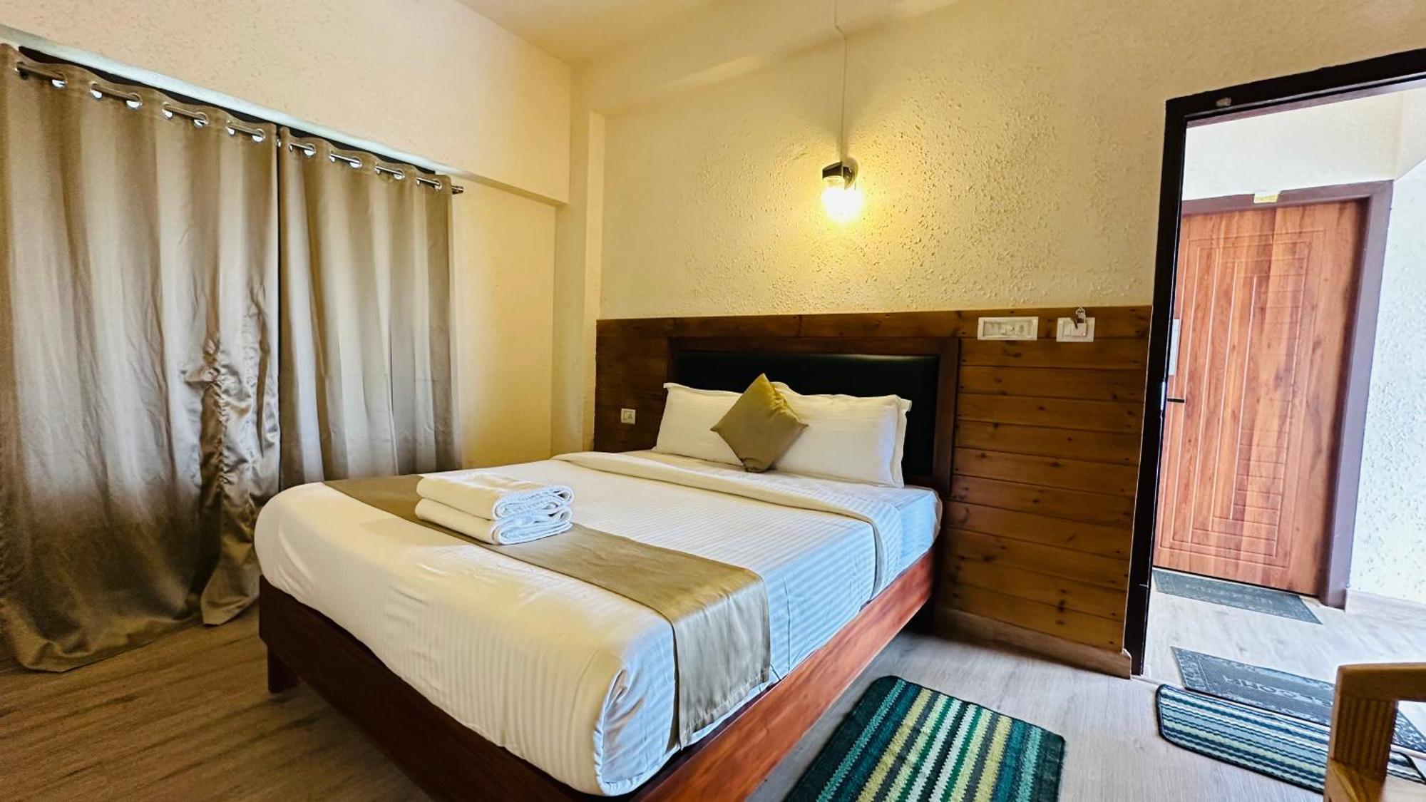 Wild Elephant Resort Kallar Vattiyar Eksteriør billede
